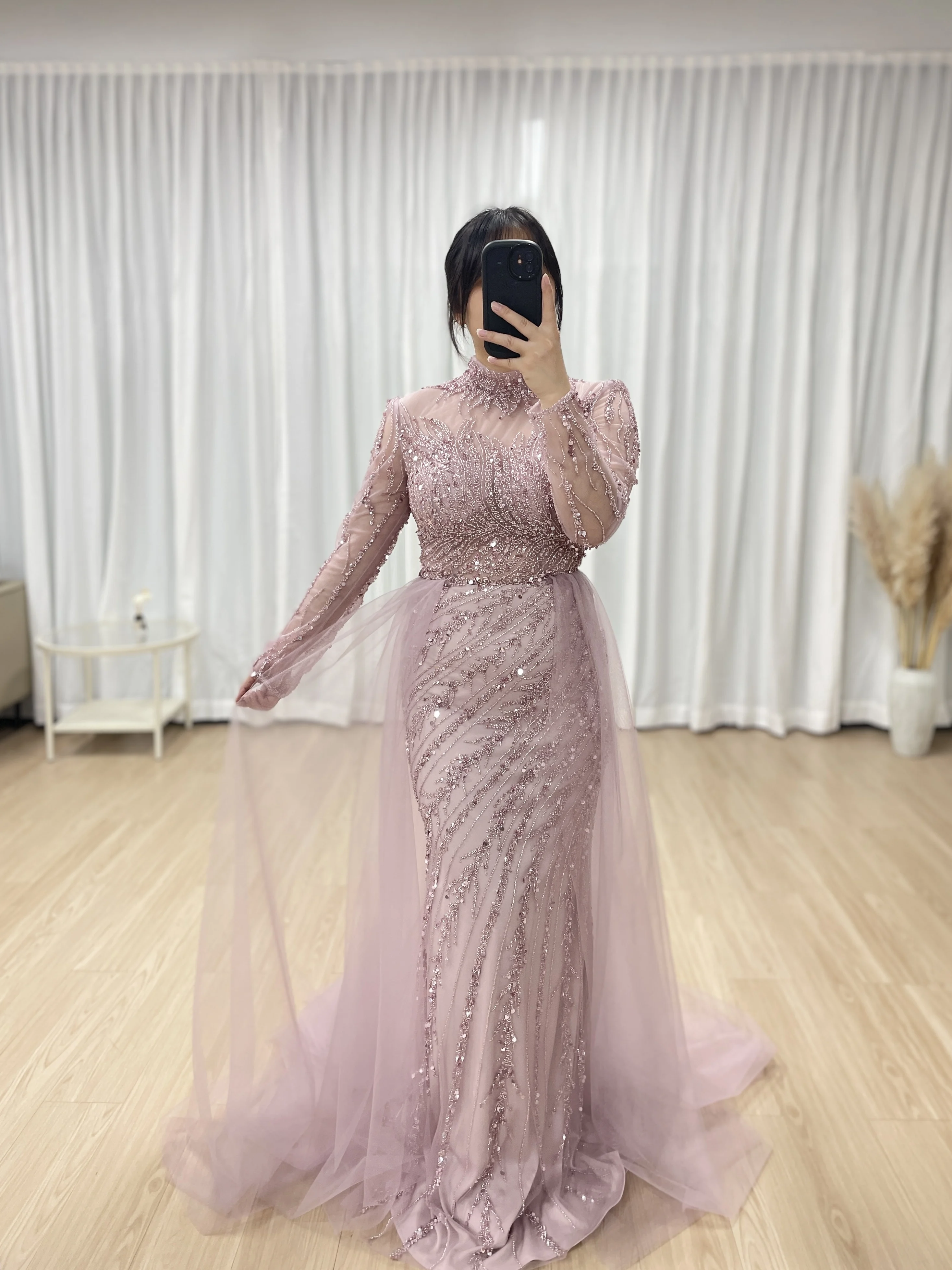 

MYMB Long Sleeve Champagne Evening Gown With Sparkly Crystal Sequins for Women Wedding Party Eelegance Dress Custom MB40064-2