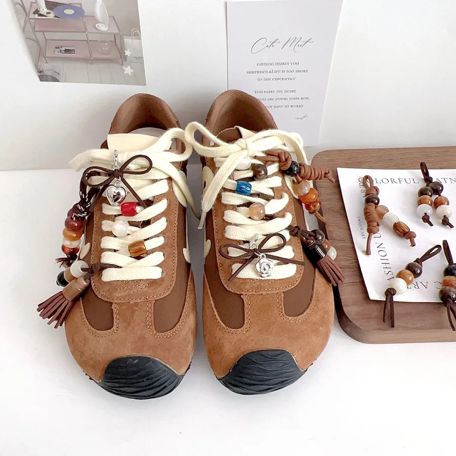 Retro Quasten-Plüsch-Schuhcharms, handgewebte, vielseitig einsetzbare DIY-Accessoires, frische Farb-Anhänger, modische Dekoration für Schuhe und Stofftaschen – Detail 15