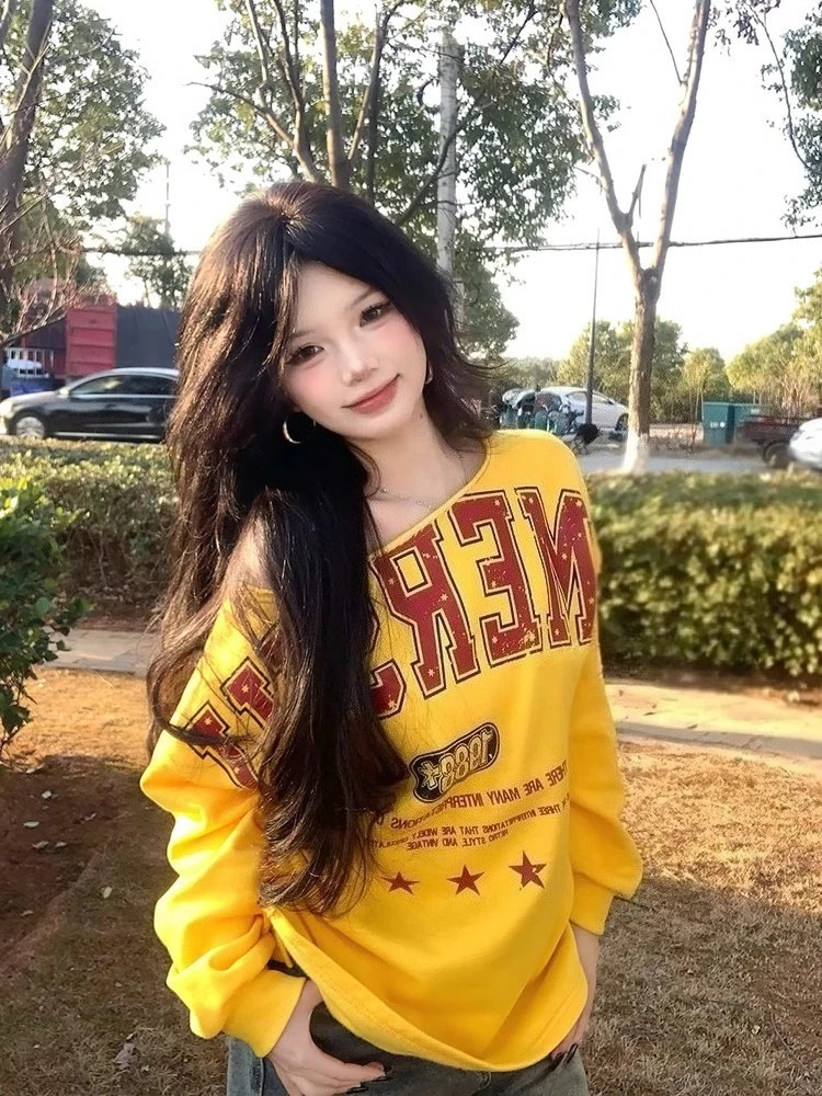 

Y2K American Retro Off Shoulder Sweatshirt Women Autumn Letter Print Loose Oversized T-Shirt Sexy Long Sleeve Top Streetwear