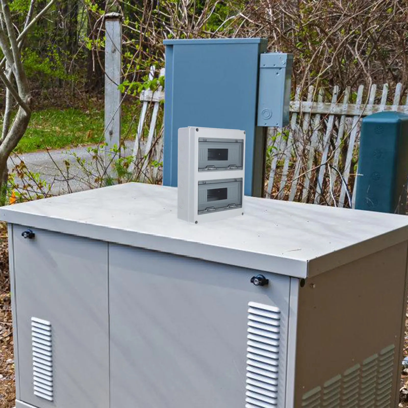 Waterproof Outdoor Electrical Box 24 Circuits Dustproof Rainproof Surface Mounted Distribution Junction Box Outdoor Power Outlet