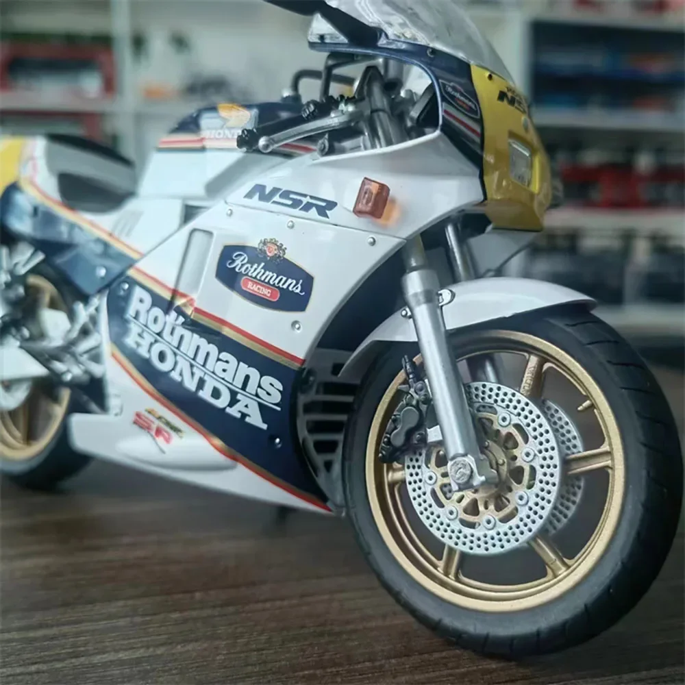 Honda NSR 250R MC18 Motorcycle 1:12scale Alloy Static Motorbike