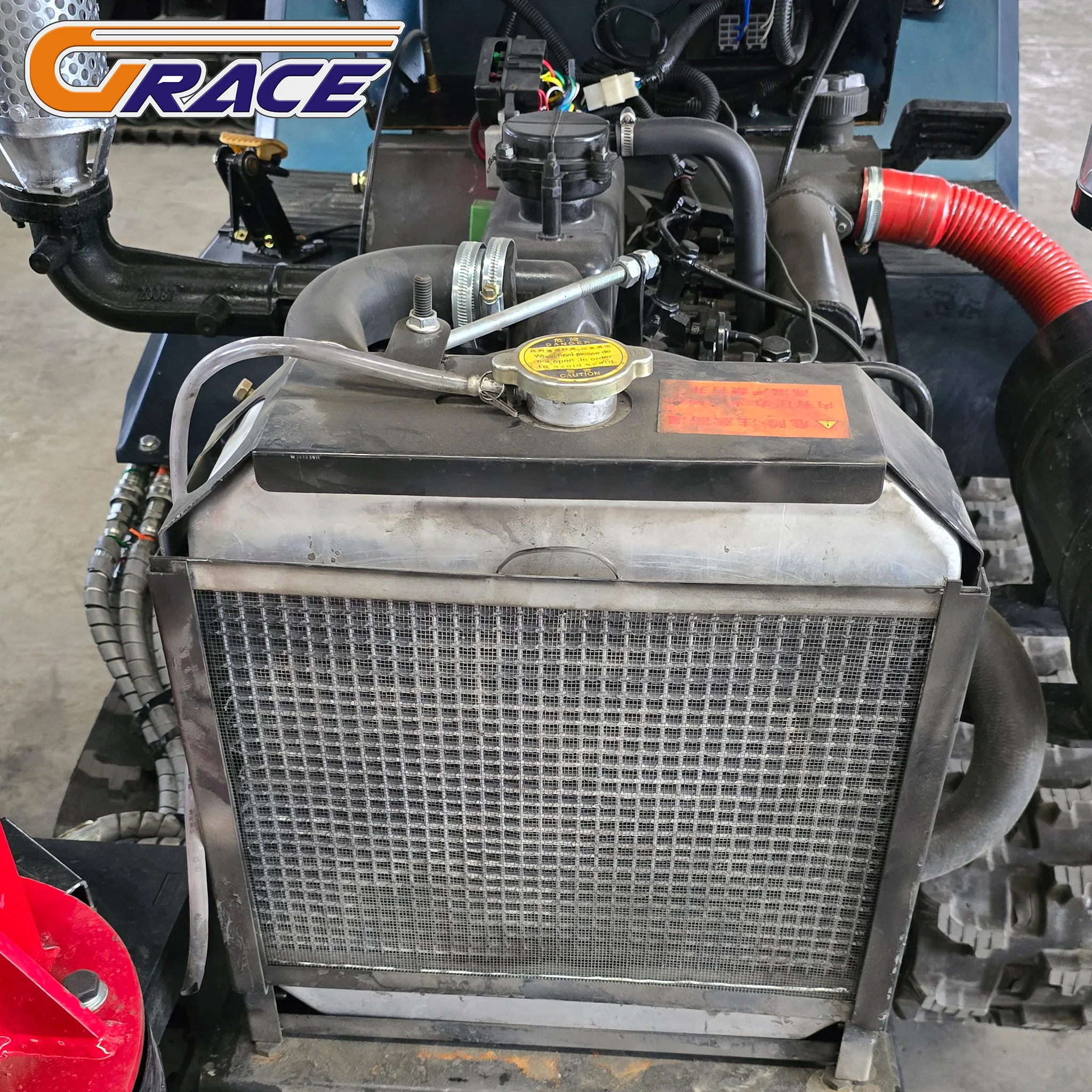 الصين حفارة صغيرة حفارة هيدروليكية صغيرة Ce Epa Euro 5 حفارات المحرك حقيبة صغيرة مع جرار زاحف للبيع #6