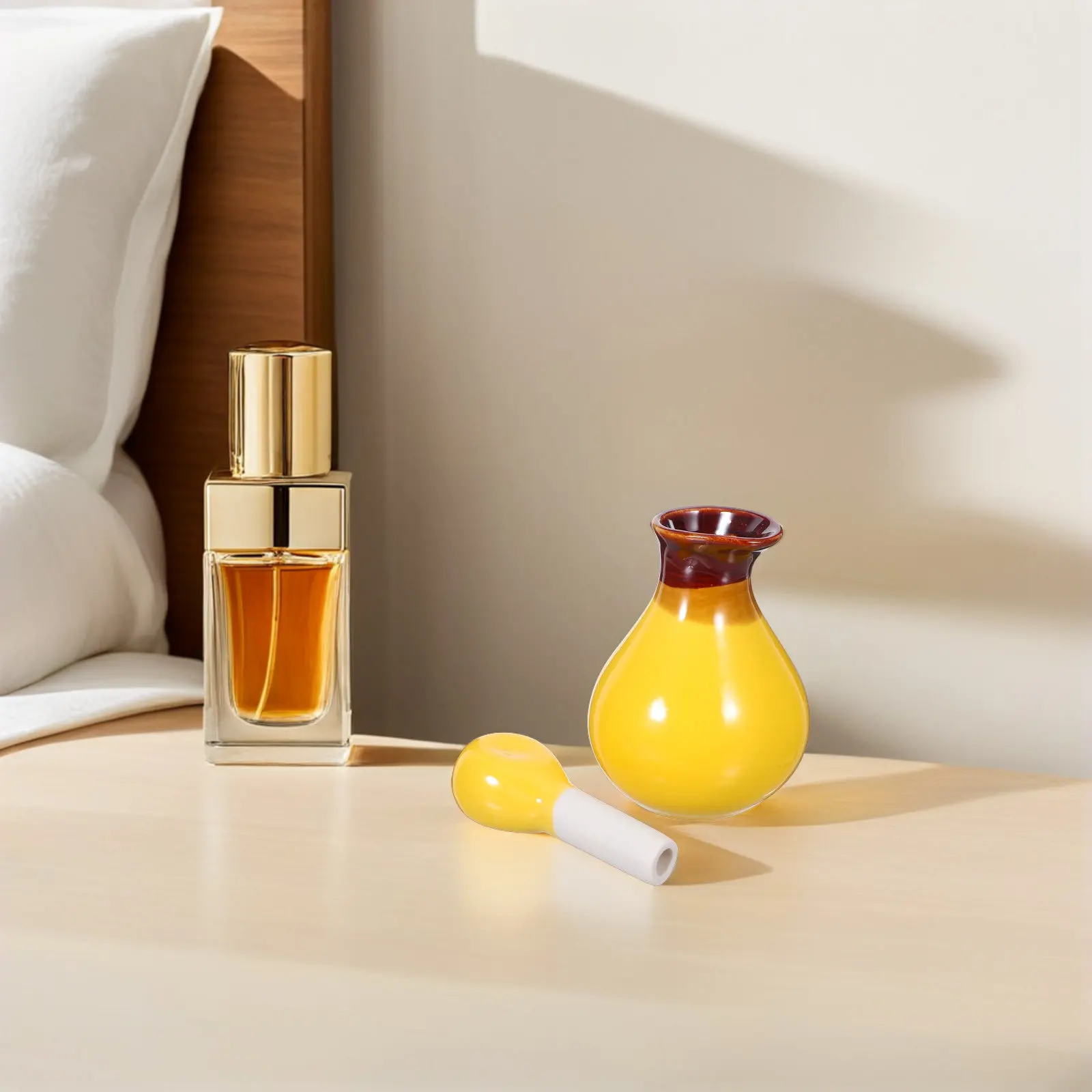 

Porcelain Essential Oil Pot Exquisite Ceramic Beauty Salon Spa Oil Dispenser Container Yellow Ceramic Bowl Beauty Salon Supplies