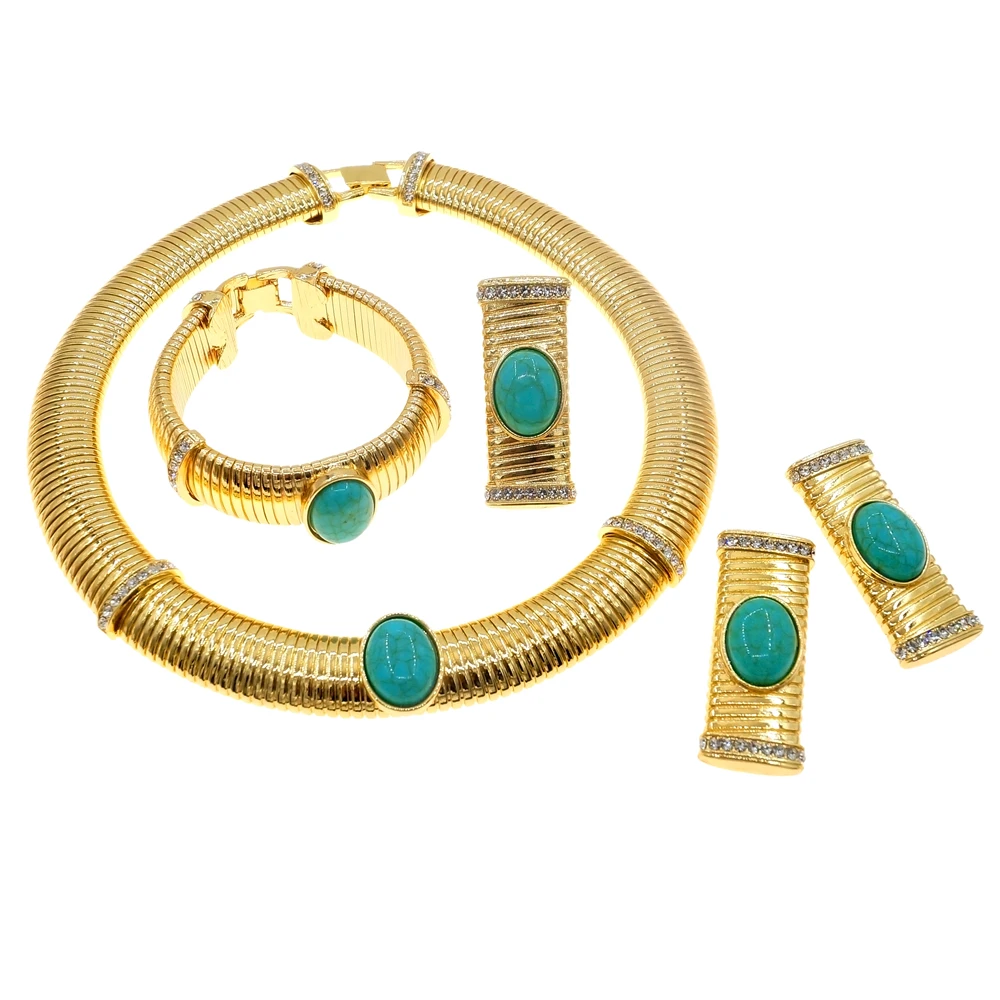 

The new high-end gold and silver Brazilian jewelry set is a magnificent and exquisite turquoise ladies' banquet accessory