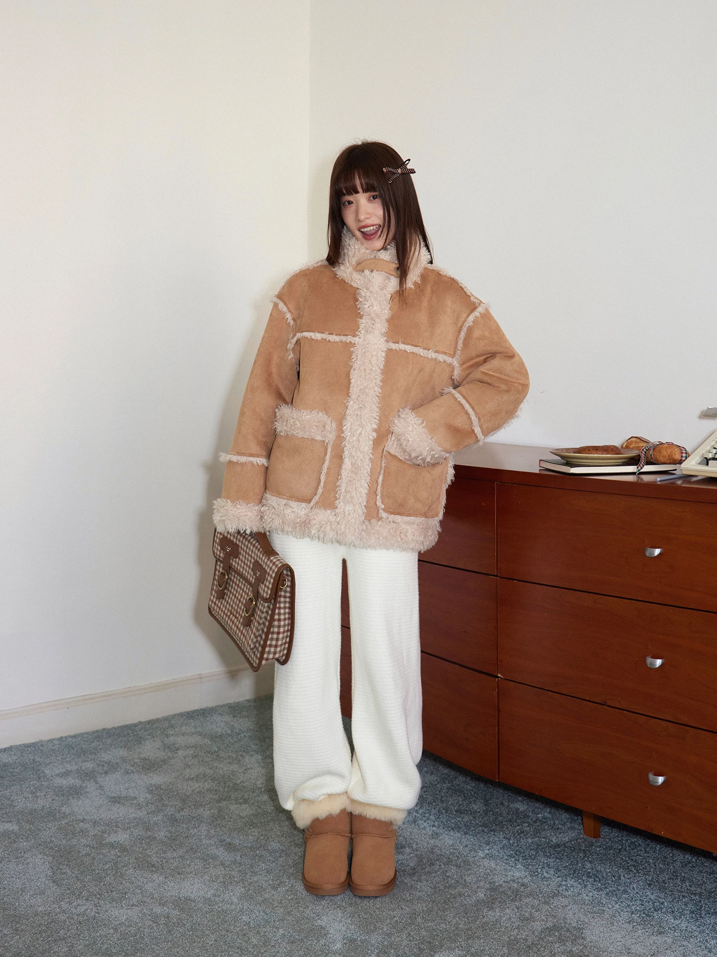 Casaco de pele de orelha de lapela retro feminino inverno thiened quente superior pele intercada outerwear camurça veludo solto ajuste longo sve