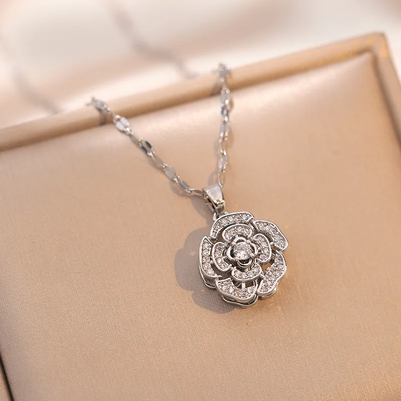 OIMG 316L Stainless Steel Gold Plated Temperament Fashion Rotatable Flower Full Rhinestone Pendant Necklace For Women Girl Party