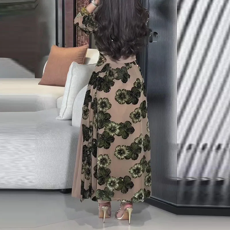 Abito da donna musulmano con scollo a U alla moda Abito da banchetto in chiffon con stampa elegante con giunture Abiti da festa lunghi in vita a maniche lunghe casual