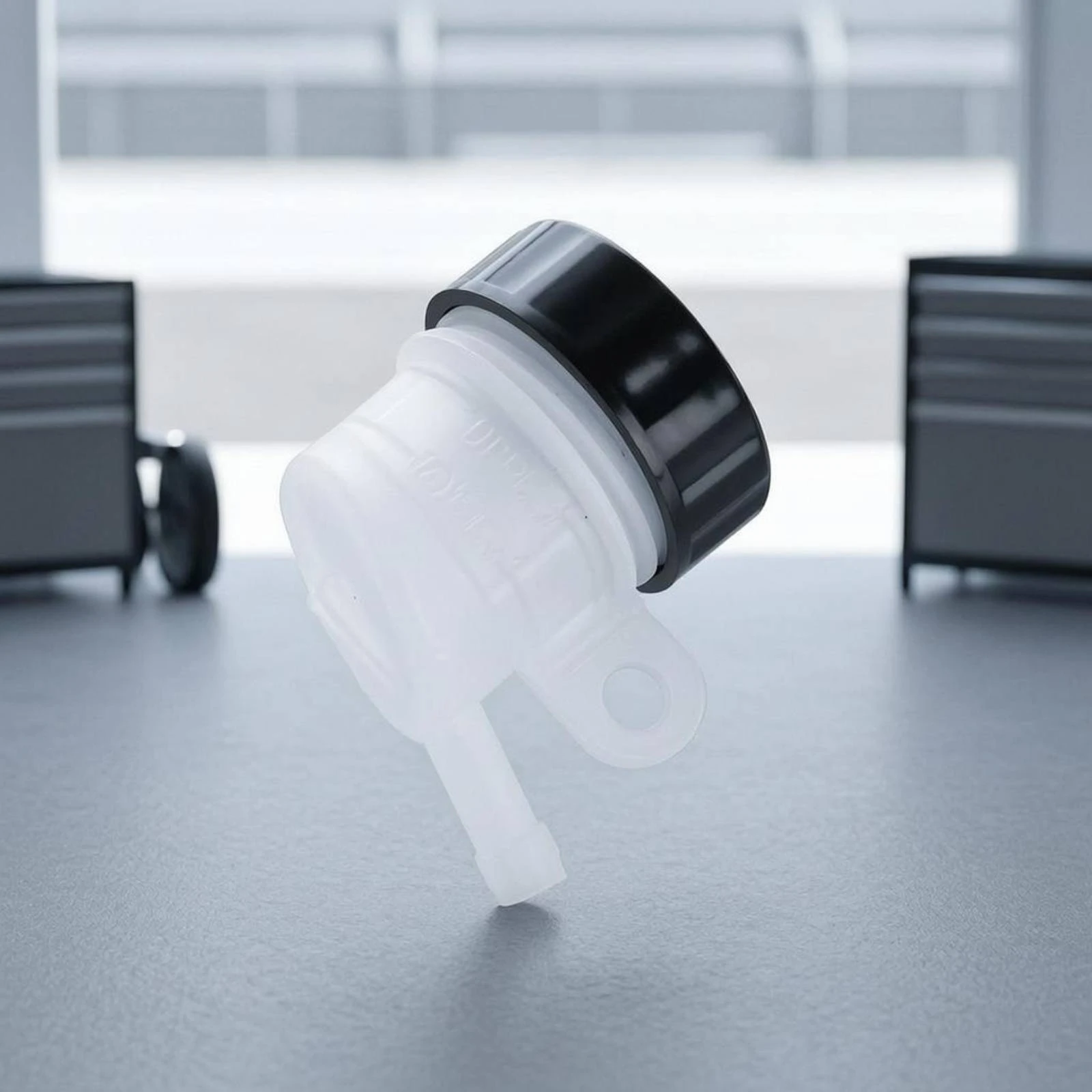 Motorcycle Brake Reservoir Ribbed Screw Cap Master Cylinder Reservoir Brake Fluid Reservoir Compact Vehicle Part Clear Level