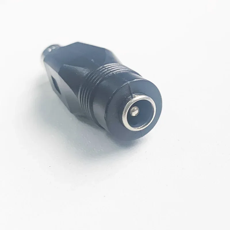 1 Buah Adaptor Tiga Dimensi DC 5.5*2.1Mm Steker Betina Ke 2.5Mm untuk Adaptor Pengisi Daya Laptop Apple Versi Lama