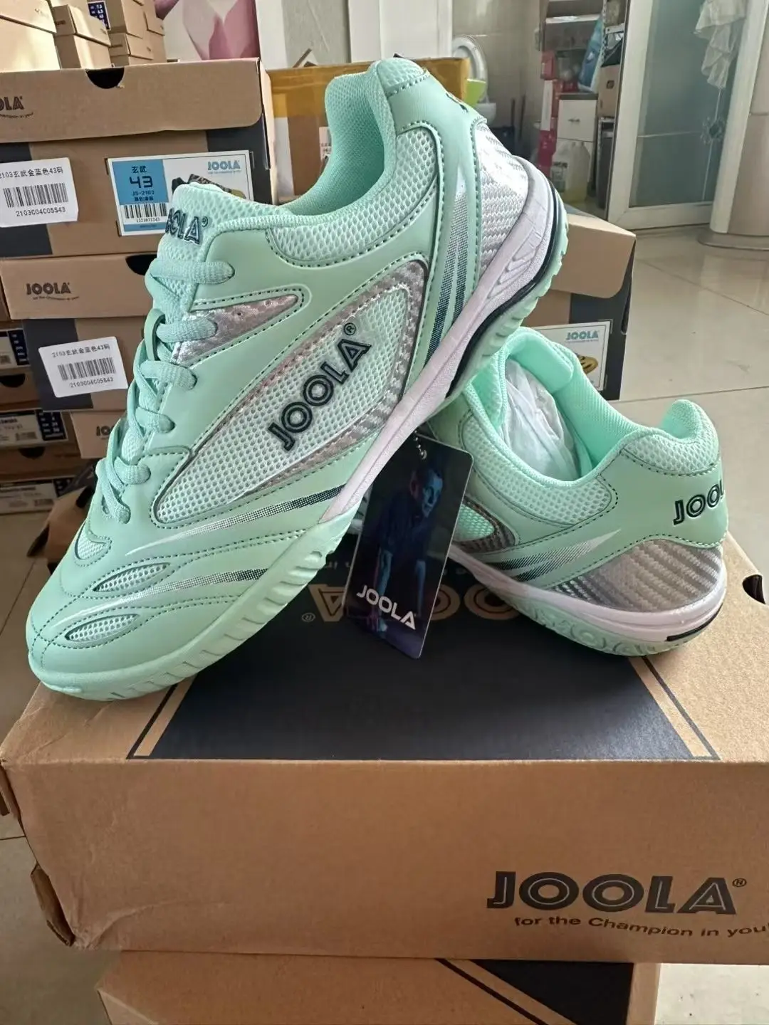 2025 Hot Sale Tennis Shoes Mens Quality Indoor Court Shoes Mens Designer Sneakers Anti-slip Badminton Shoes