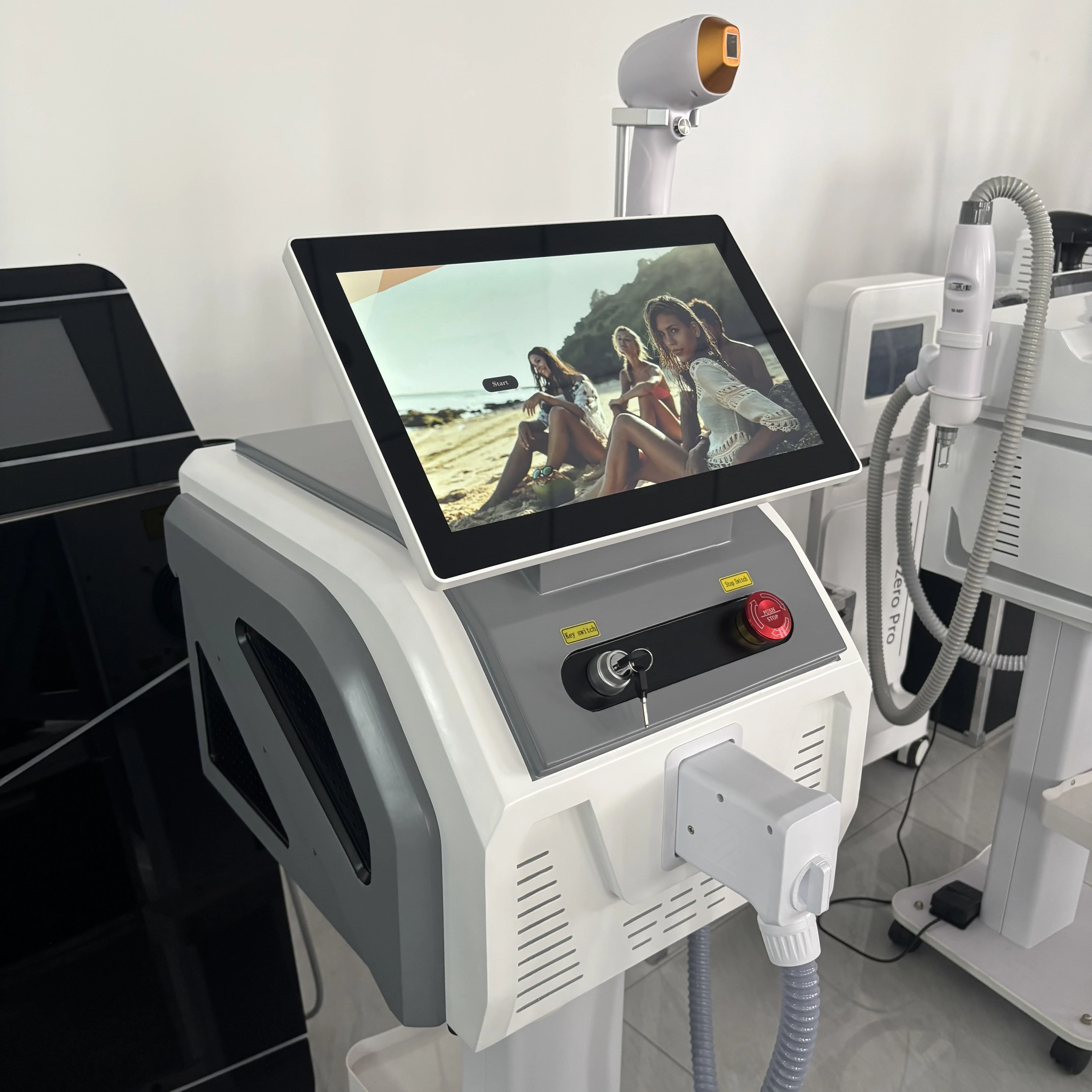 5000W Facial 808nm Diode Hair Removal Device, Permanent Painless Physical Underarm and Body Hair