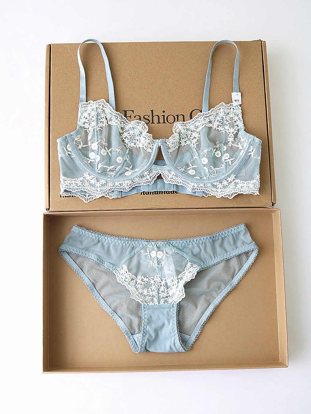 Thin section of soft mesh underwear women embroidery lace bra set sexy show breasts small large size push up lingerie