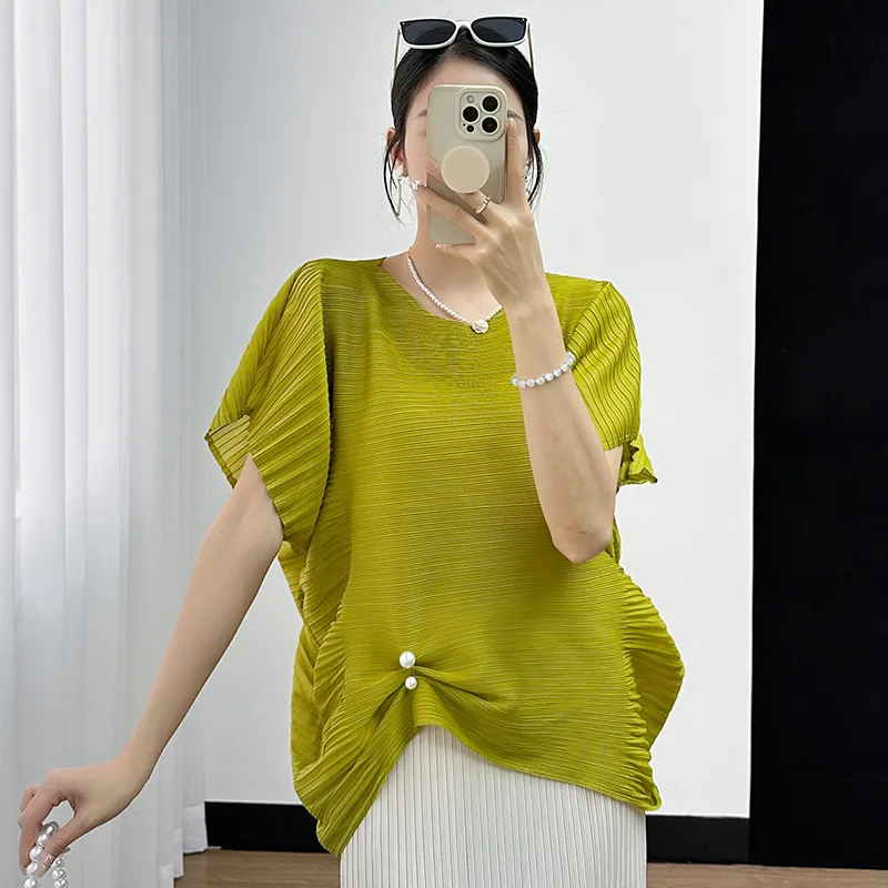 

Miyake Summer 2024 Simple Casual T-Shirt Top High-end Women's New Short Sleeve V-Neck Slim Solid Color Top