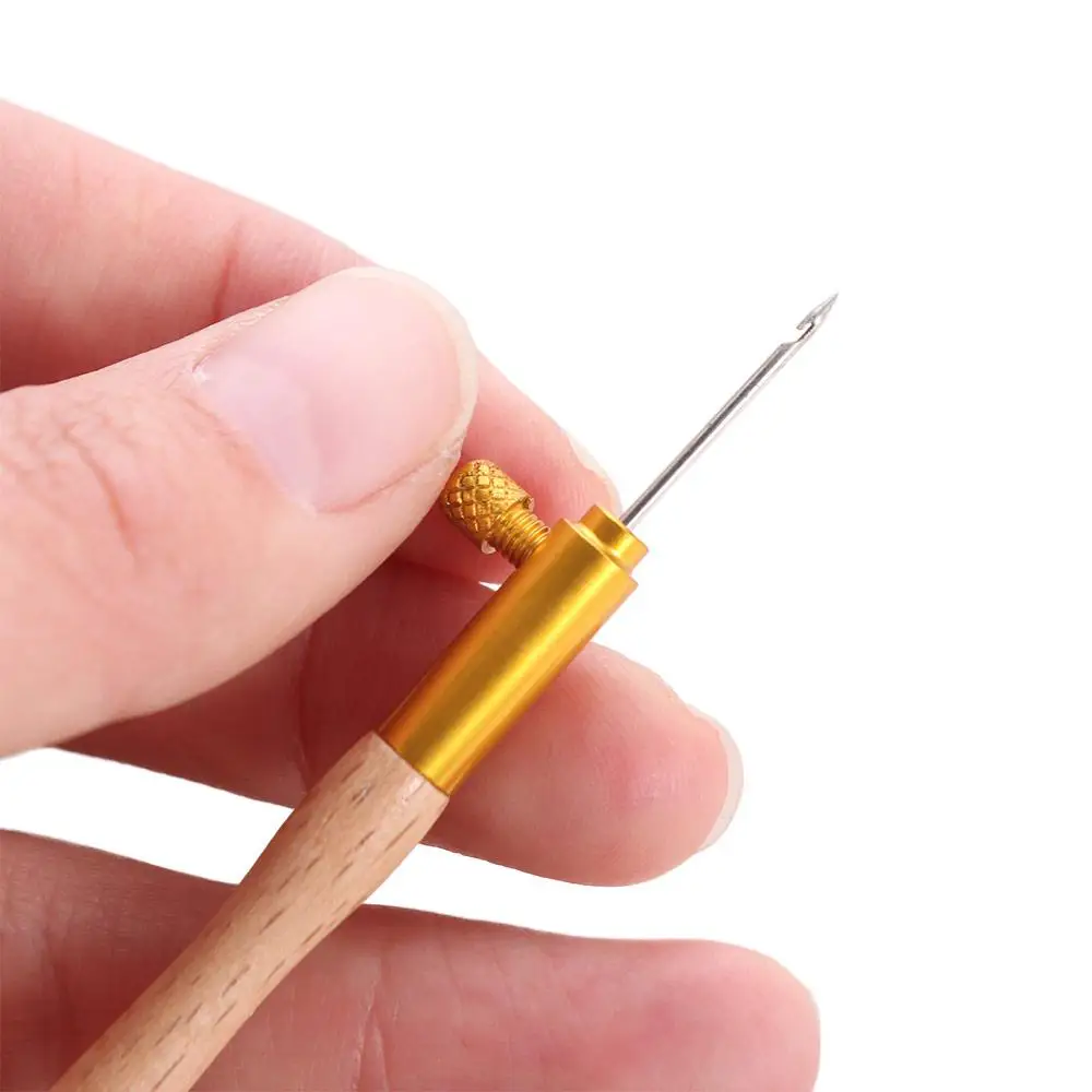 Wooden Handle Embroidery Needles Knitting Hook 3 Needles Crochet Needles Multi Size Cross Stitch Needles Beaded Embroidery view 3