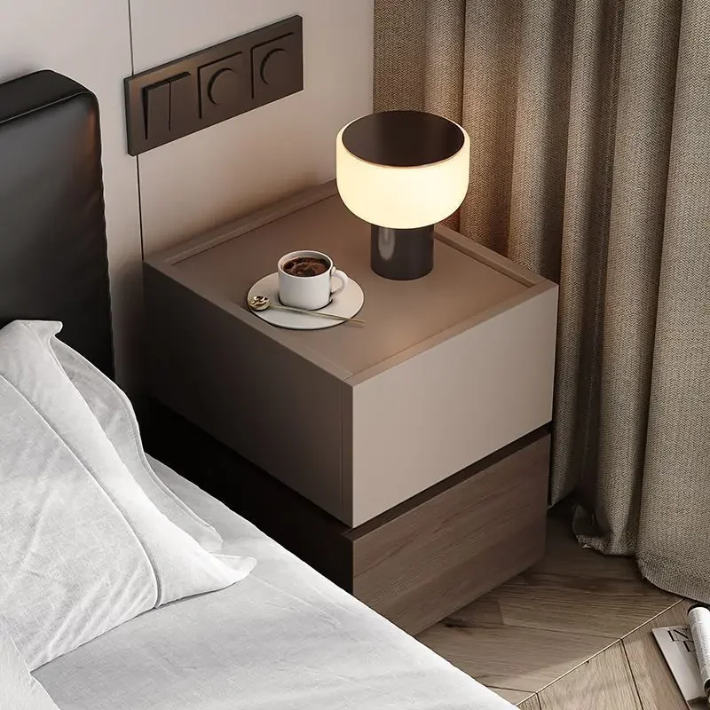 Italian minimalist bedside table, modern simplicity, high-end sense, creative bedroom solid wood, bedside table, shelf