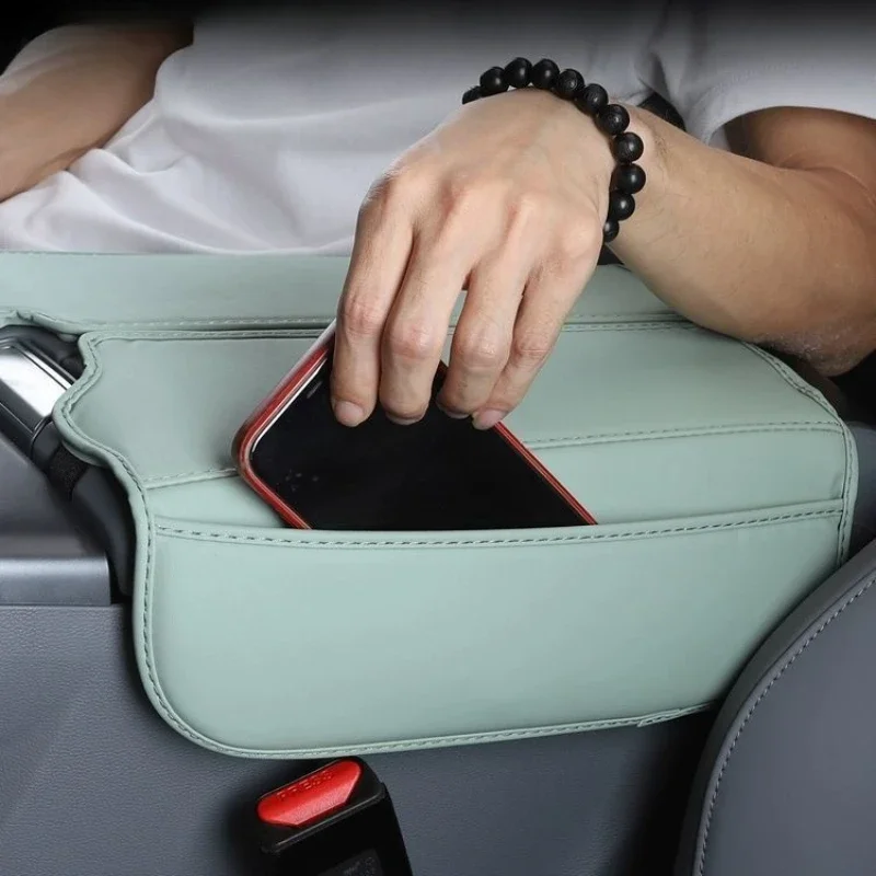 Picture 7: For BAIC BJ30 2025 2024 Center Console Armrest Booster Pad Protective Cover Interior Styling Modified Accessories