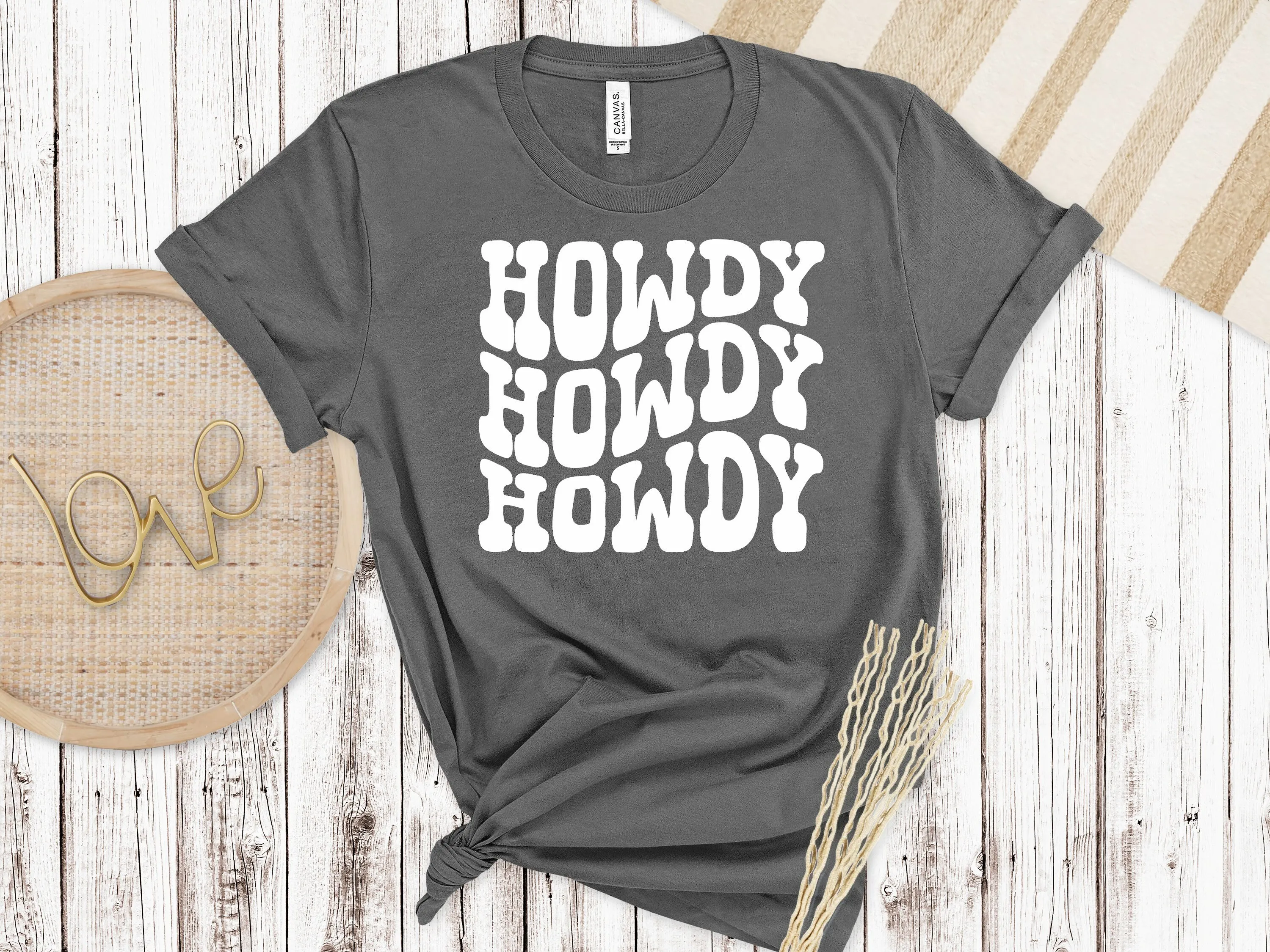 Howdy T Shirt Western Nashville Rodeo Country Cowboy Texas Retro Vintage Midwest