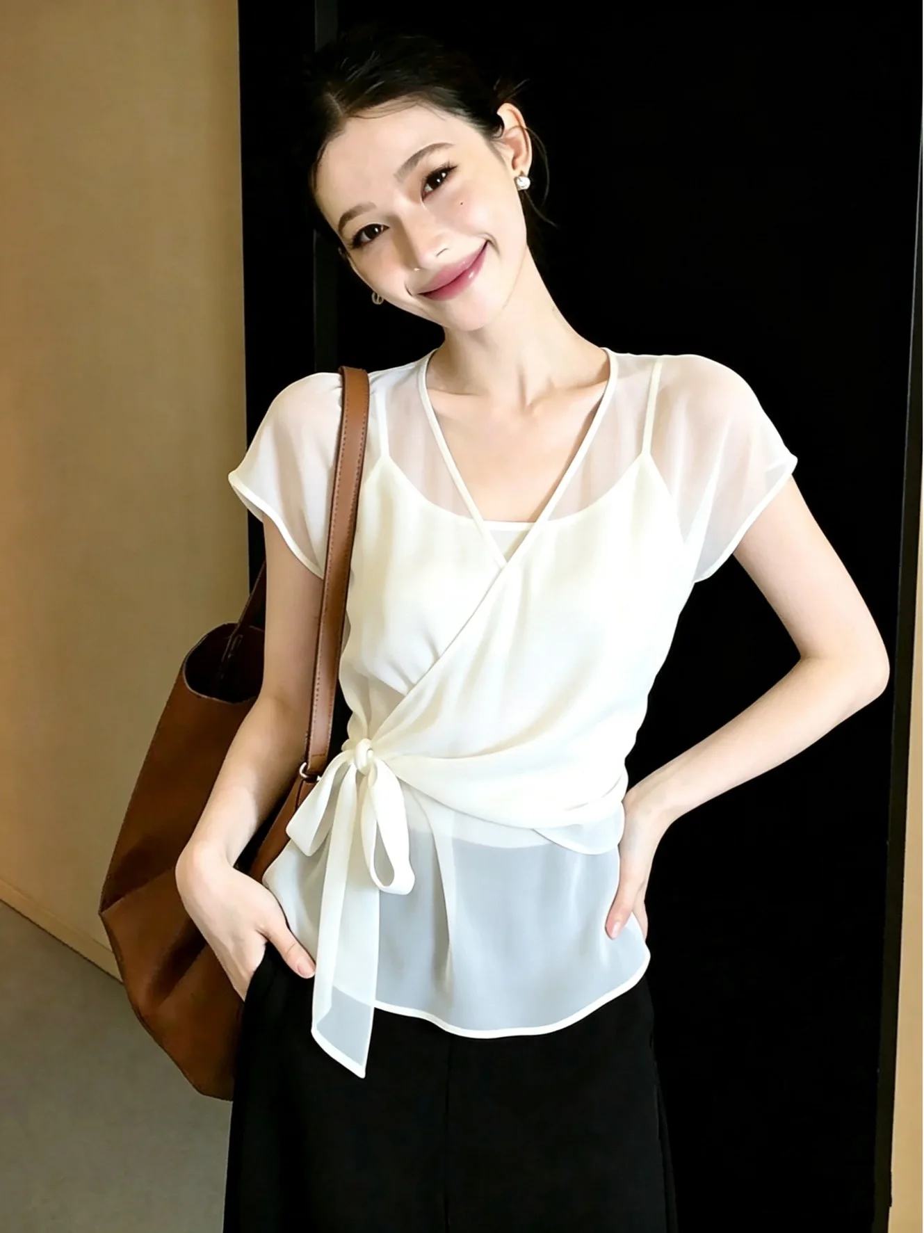 

plus Size Women's Summer Fashionable Chiffon Top Waist-Cinching Slimming Meat-Covering V-Neck Short-Sleeved Breathable Skin-F...
