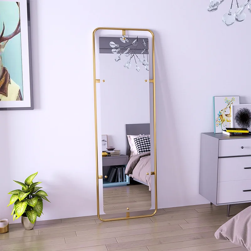 Nordyckie lustra podłogowe na całą sylwetkę do domu, do sypialni dziewczyn, do przymierzalni, dla influencerek.