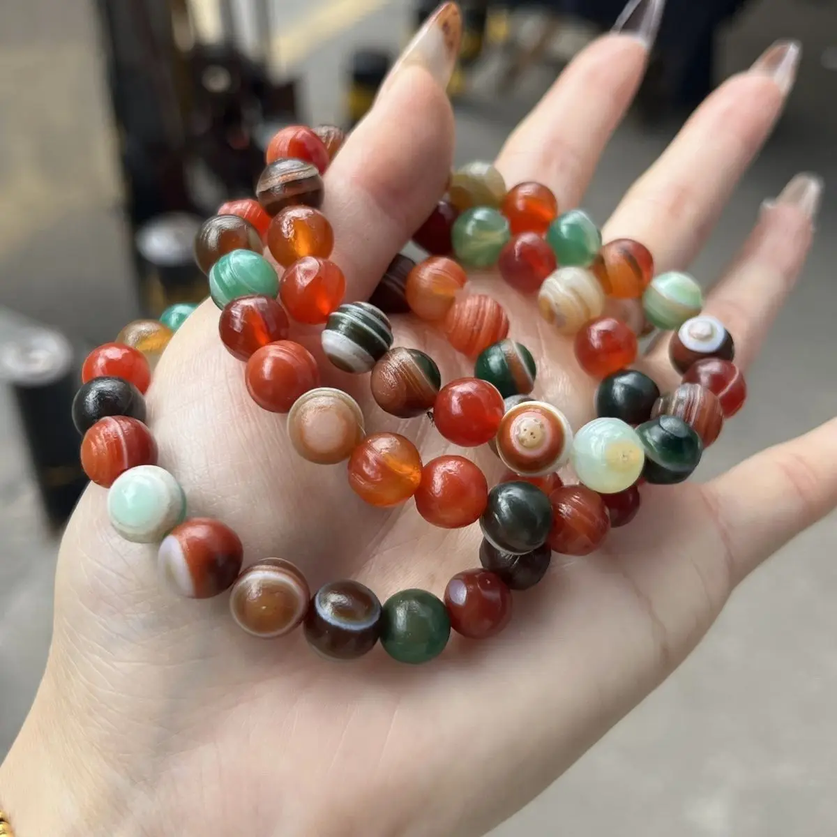 Alxa rough stone agate bracelet bracelet silk-wrapped men and women Gobi eyes multi-treasure