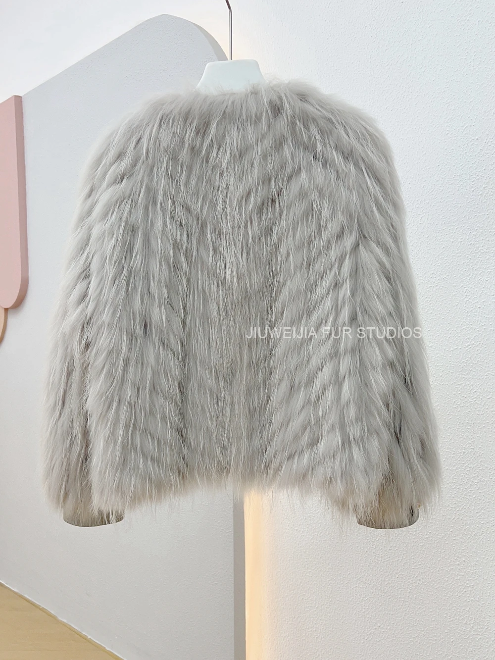 2026 Winter New Fur Strip Sewed Together Short Style Thin Raccoon Fur Fox Fur Coat Young Women's Coat