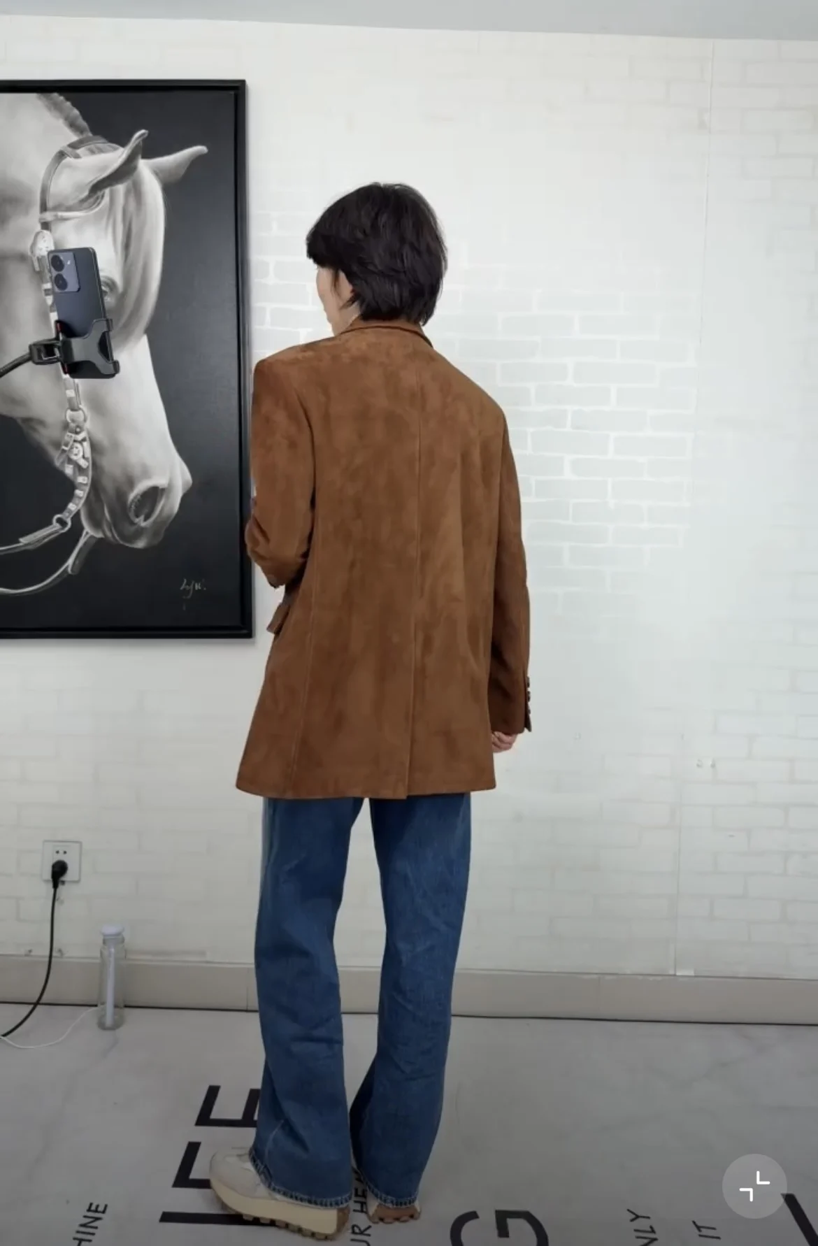 Turn-down Collar High-end Kid Suede Leather Jacket for Women Winter Pockets Slimming Coat Filled With Mulberry Silk Deep Brown