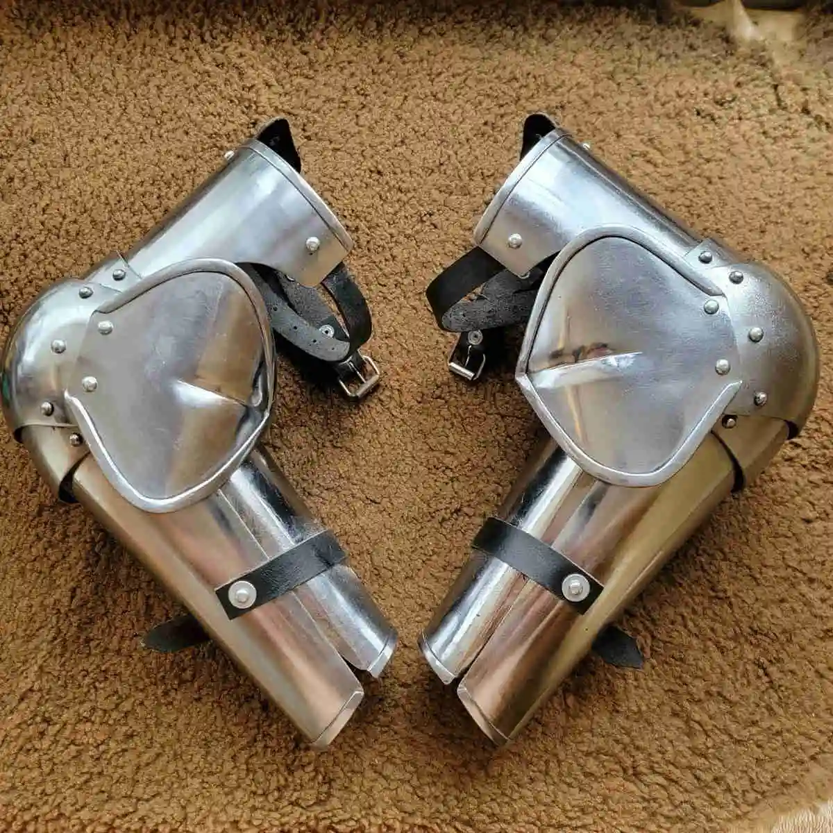 15th Century Movable Plate Armor Arm Guard Medieval Wearable Historical Reenactment Arm Armor for Actors And Cosplayers
