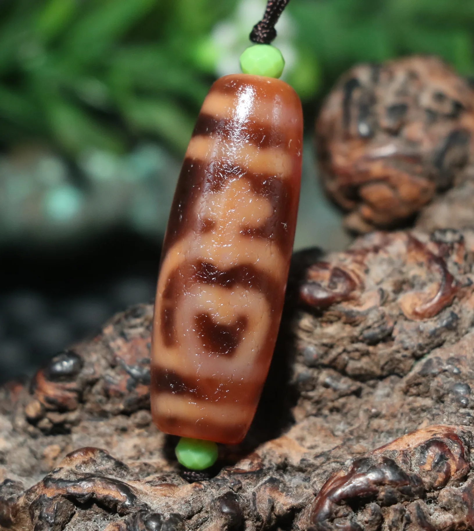 

LKbrother Talisman Energy Tibetan Old Agate Oily Patina Red Color Treasure Bottle dZi Bead Totem 4APrecious Jewelry Gem