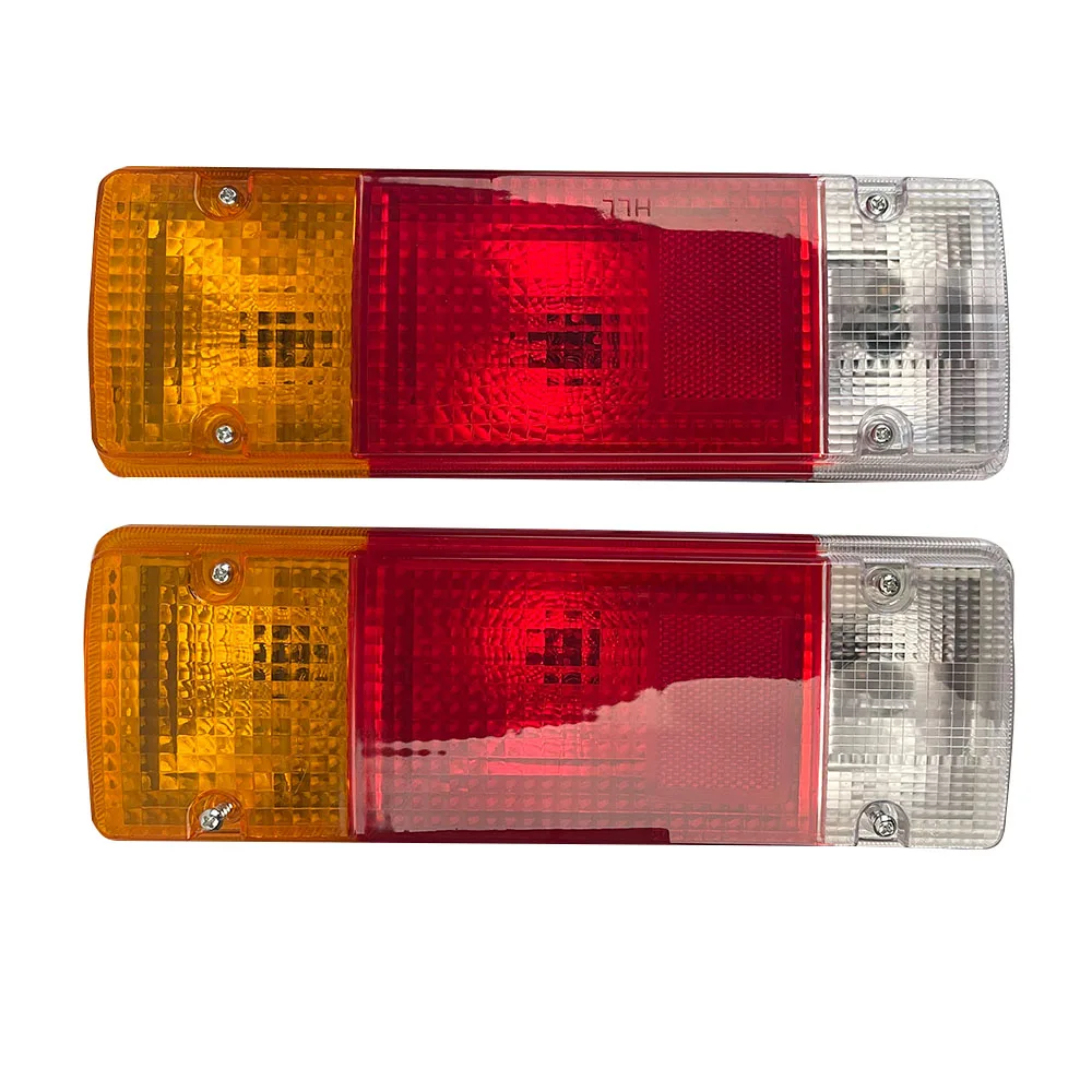 Car Taillight Brake Light for Toyota Dyna Hiace Bu102 Bu306 U307 1994 to 2003 Truck A Pair Rear Lamp