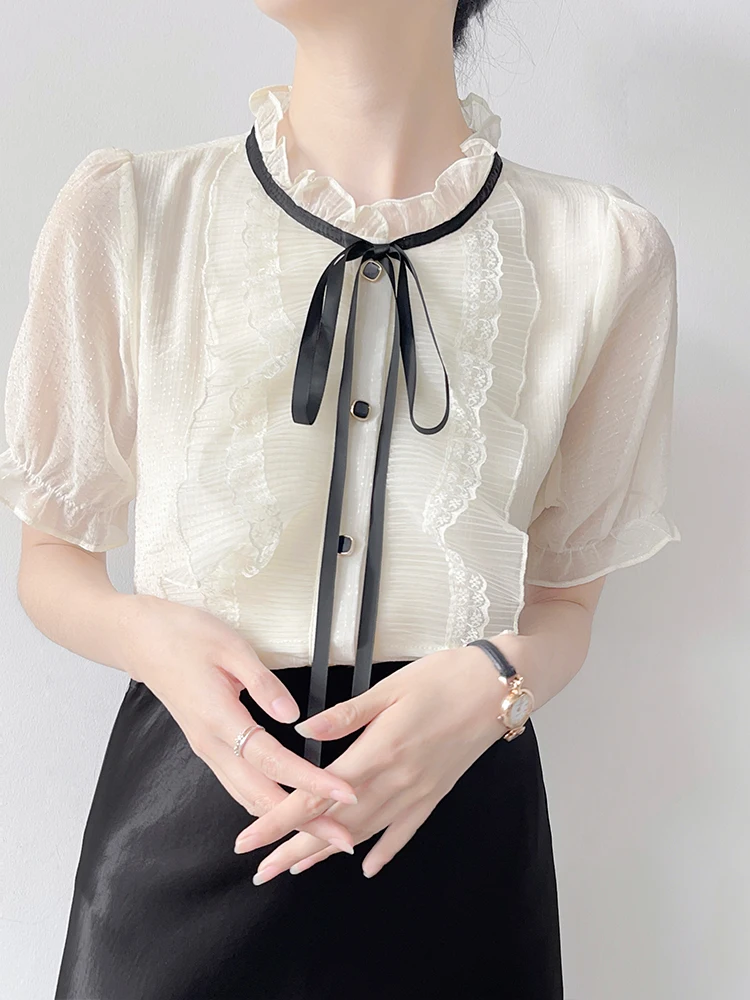 

Корейская блузка с кружевной отделкой, женская летняя блузка нового цвета с поясом, шифоновый топ с цветочным принтом и воротником-стойкой irt