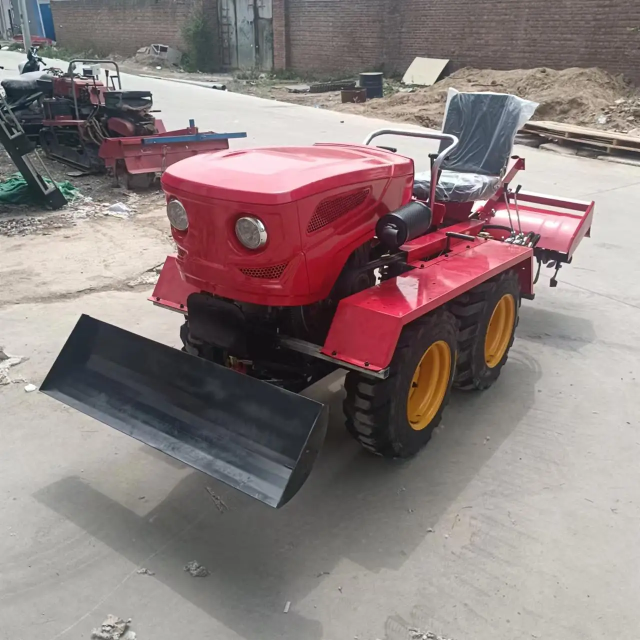 

Hot Sale 25Hp35hp Diesel Agricultural Orchard Multi-Functional Rotary Riding Crawler Cultivator Micro Tiller Tractor