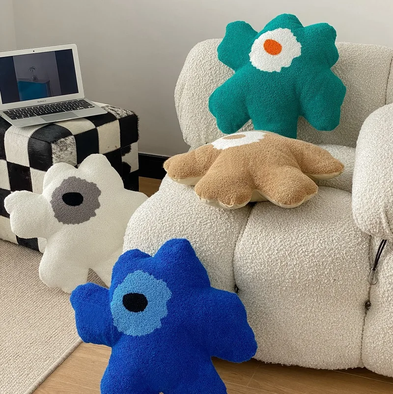 

Nordic Net Red Flower shaped Pillow with Core Cushion Creative Waist Pillow Cute Light Luxury Bedhead Pillow INS decoration