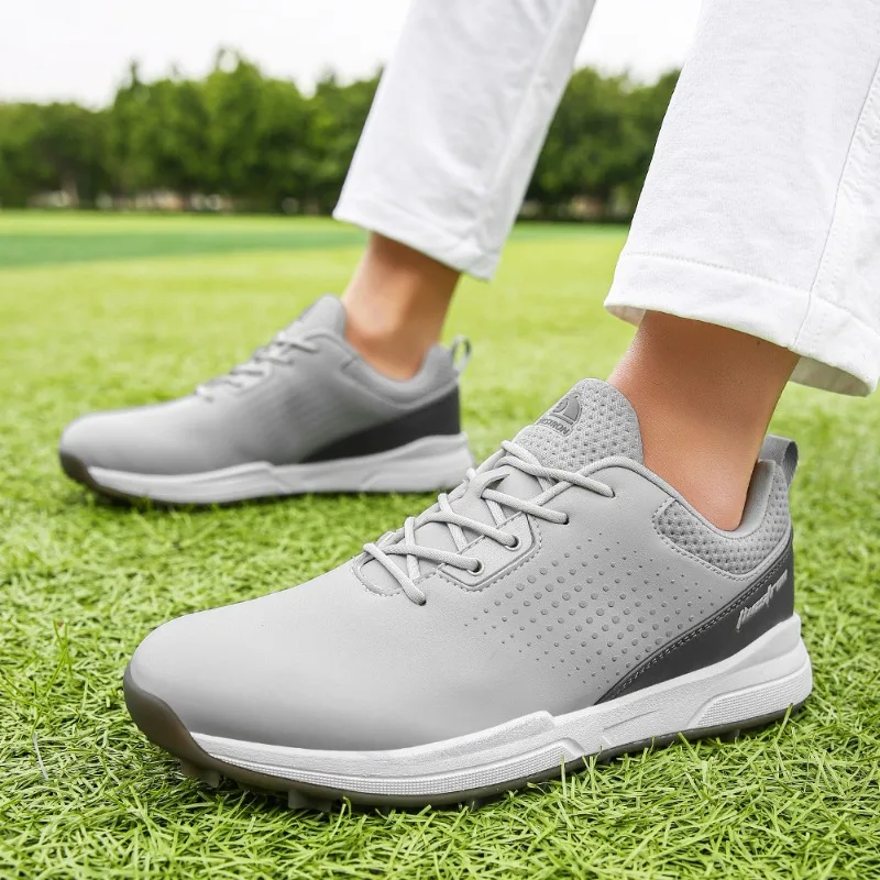 Zapatos de Golf impermeables para hombre, calzado cómodo sin clavos, resistente al desgaste, talla grande 39-48