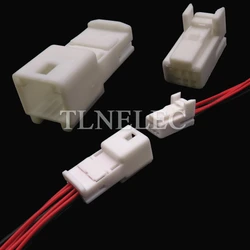 Teller ile 8 Pin yönlü araba mühürsüz soket otomobil erkek kadın kablo demeti konnektörleri Nissan için 1565804-1 1376352-1