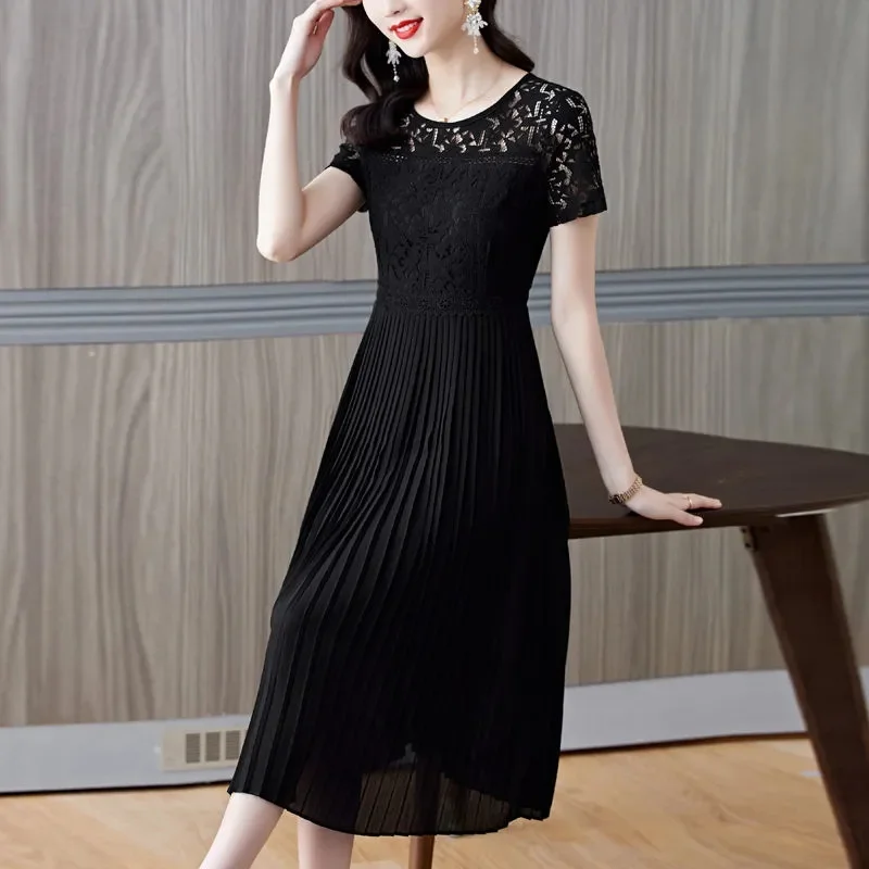 Lace Dress Women's 2025 Summer New Korean Version Solid Color Round Neck Loose White Chiffon big Swing Pleated Skirt Commuting