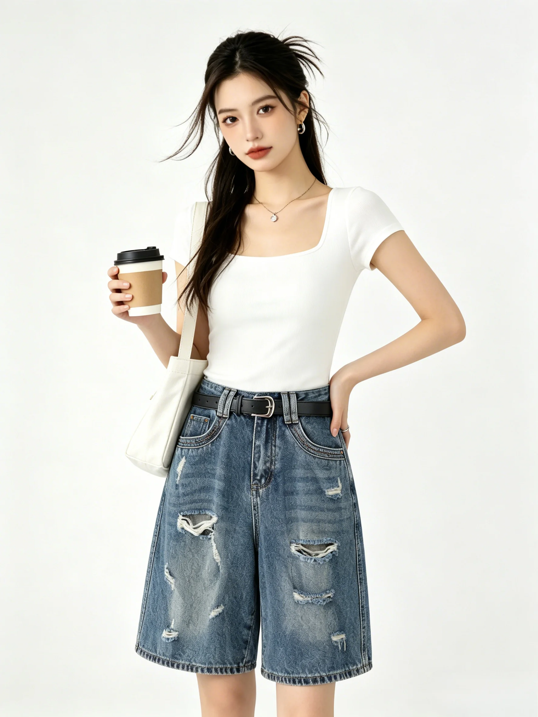 

2026 New Korean Style Wide Leg Denim Jeans Retro Washed Hole Design Casual Five-Point Summer Versatile Loose Fit Ladies Jeans