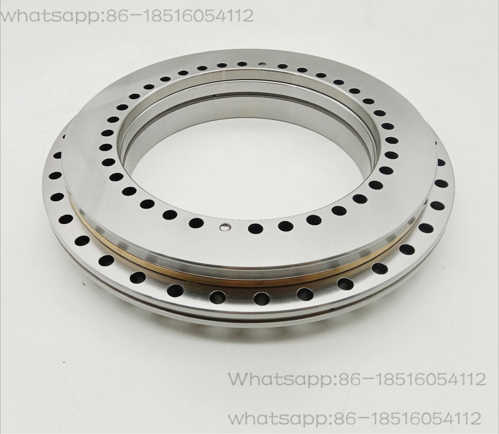 High Precision CNC YRT200 Machine Tool Robot YRT260 Rotary Table Bearing YRT325