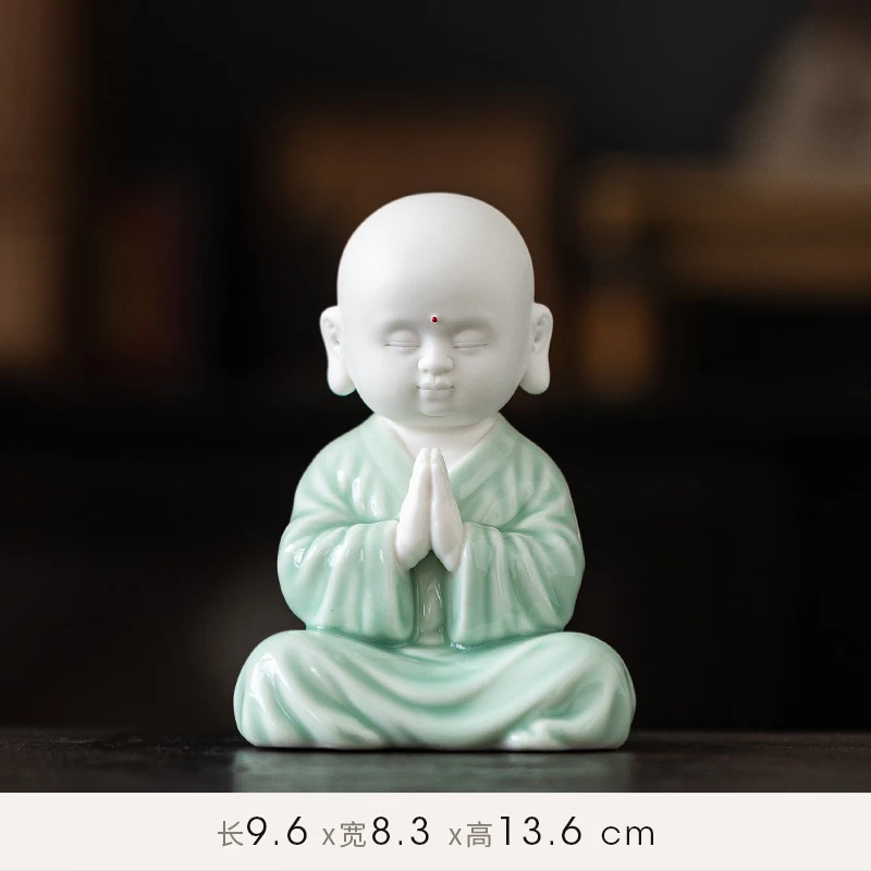 Chinese Zen-inspired little monk figurine, ceramic figure, Buddhist-style home living room display shelf decoration, micro-lands