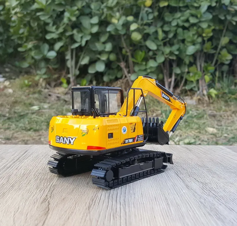 1:35 SANY SY75C-9 Excavator Simulated Alloy Vehicle Model Gifts Souvenir Toys