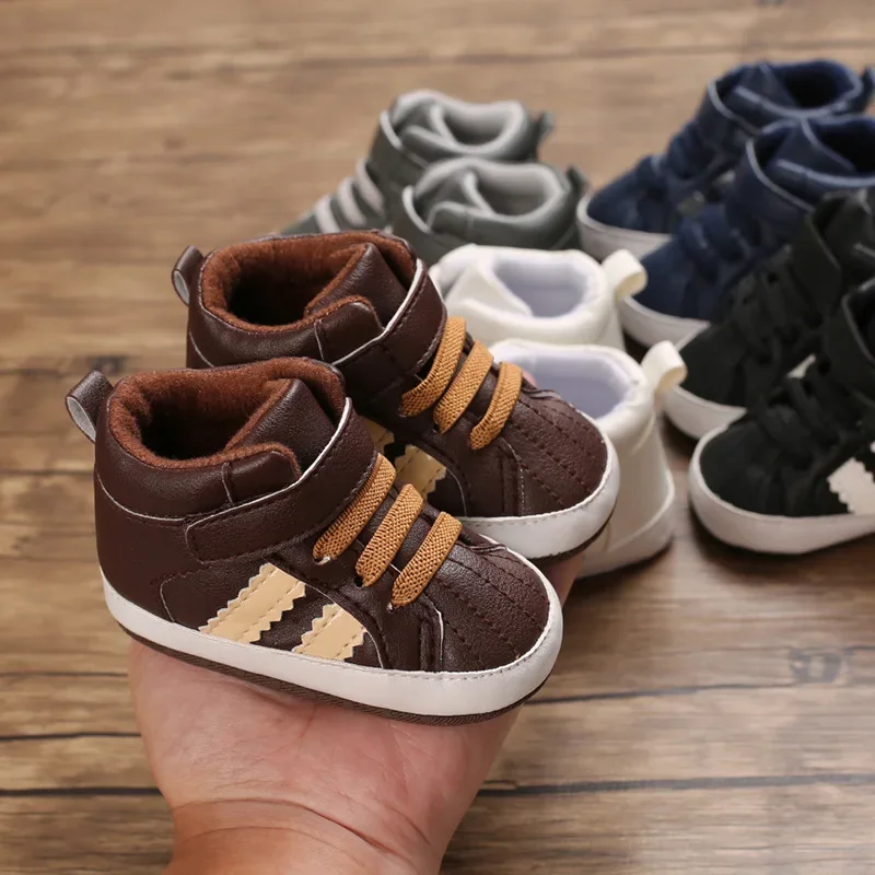 Chaussures de sport classiques à semelle souple en cuir PU pour bébé, baskets coordonnantes pour premiers marcheurs, CPull, chaussures décontractées pour garçon et fille