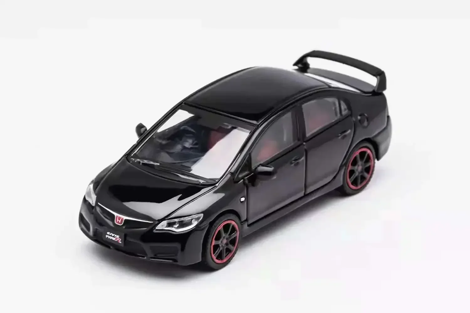 Модель автомобиля DCT 1:64 Civic Type R(FD2), черная, желтая, красная, серебристая