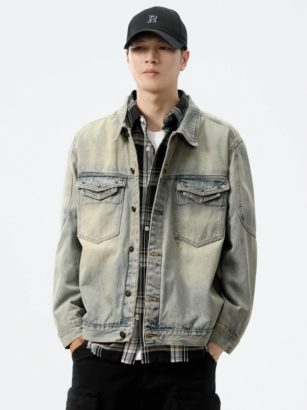 

Новая мужская джинсовая куртка в американском стиле ретро, осенне-зимняя, свободного кроя, с длинными рукавами и V-образным вырезом