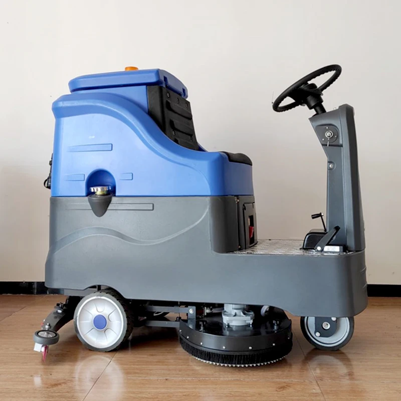 Lavapavimenti portatile Spazzatrice per sedili elettrica affidabile Walk-Behind Macchina per la pulizia alimentata a batteria in nuova condizione