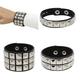 Pulseira de couro PU punk gótico para homens e mulheres, 3 linhas, picos cuspidais, correntes de rebite, jóias para amigos, novo, 2023