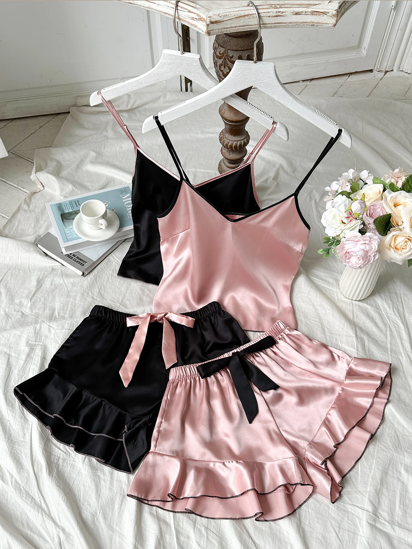 

Women's Smooth Satin Pajamas, V-Neck T-Shirt, Ruffled Edges And Bow Shorts, Simple And Breathable Pajama Set