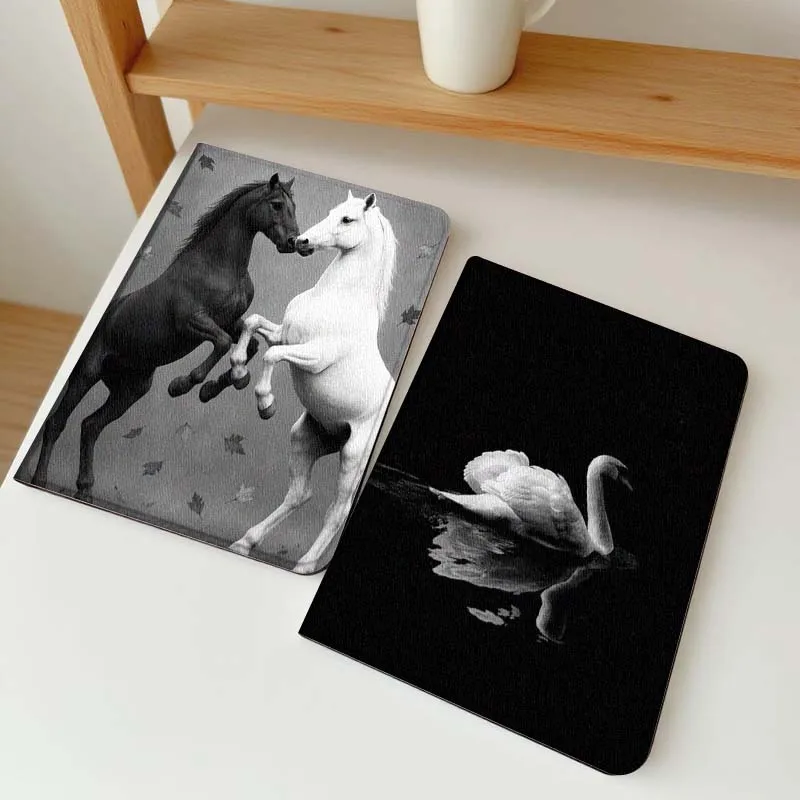 

Black White Horse Leaves Tablet Case For Apple iPad Air Pro mini 1 2 3 4 5 6 7 8 9 11 M2 M3 M5 M4 5th 6th 7th 10th 11th Gift