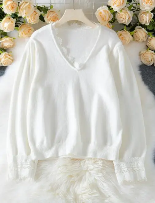 

Fashion Sweater Autumn and Winter Elegant Women's Hooded Sweater Top 2025 New Lace Splicing Long Sleeve Knitted Sweater