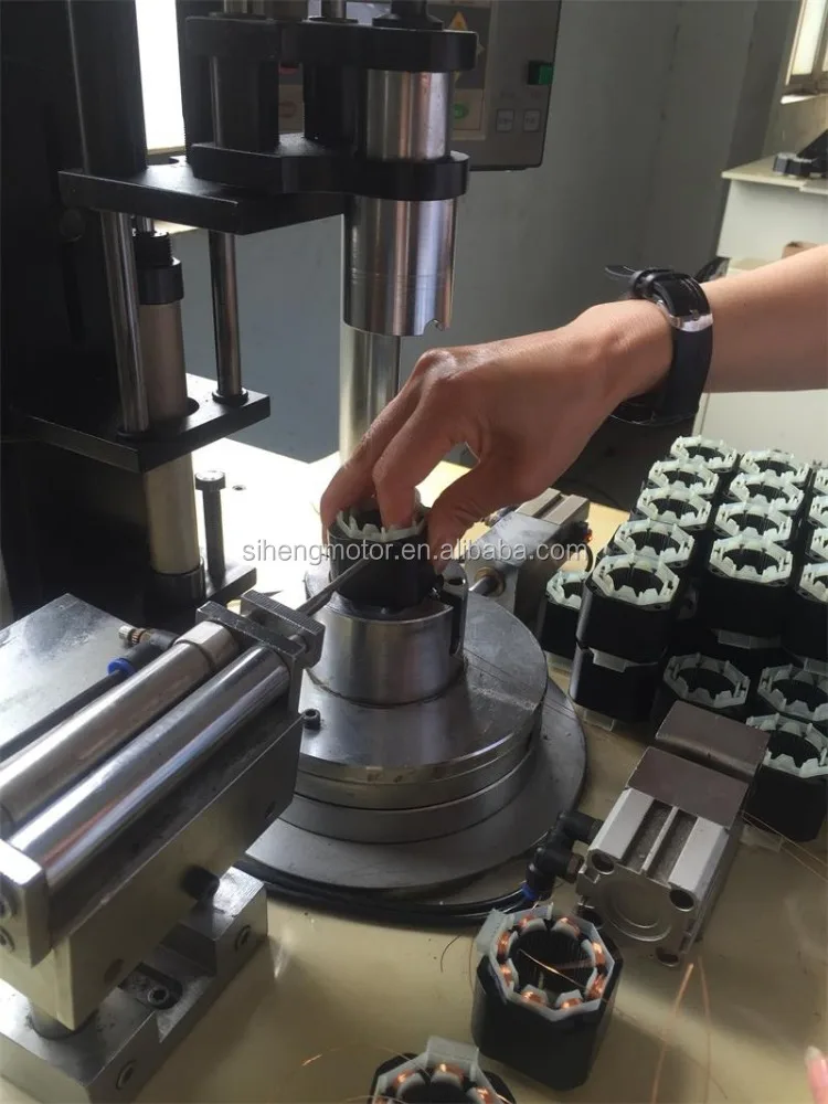Siheng Motor Factory немецкого качества Nema17 42 мм 0,6 А 2-фазный шаговый двигатель 24 В для рынка Пакиста