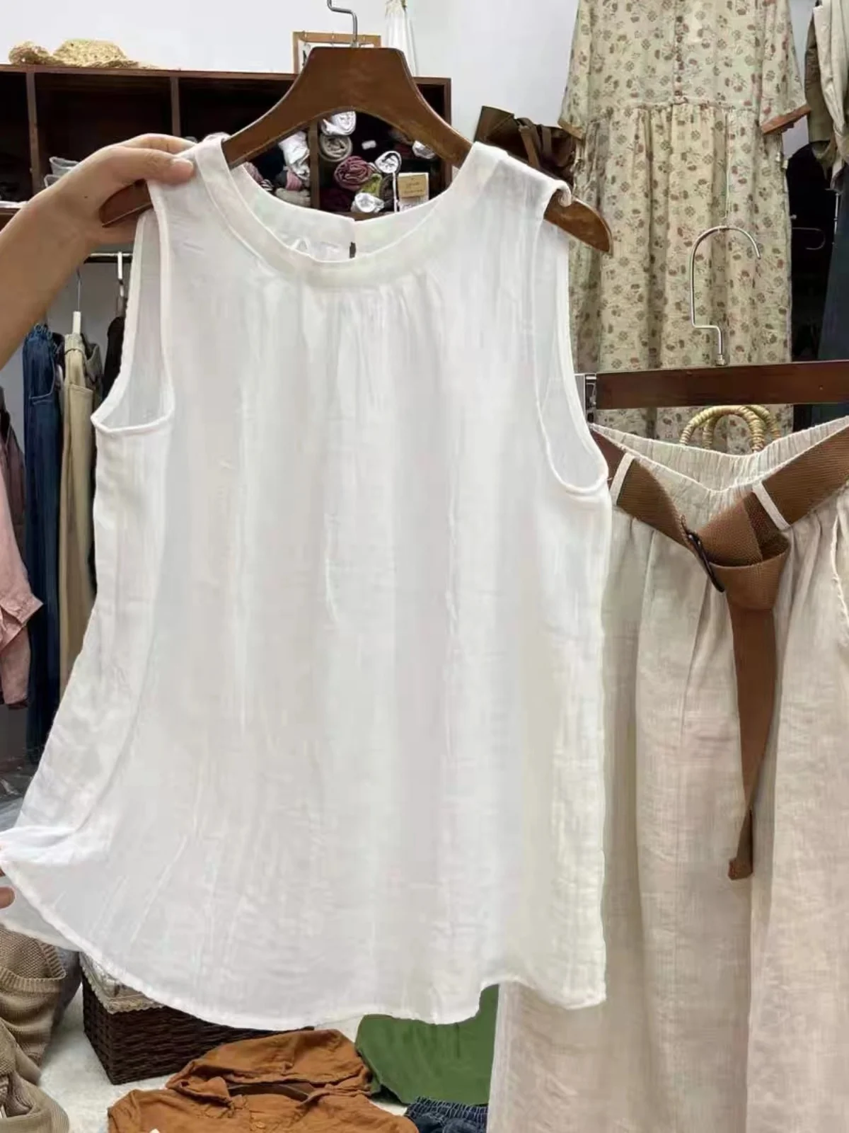 

Retro Artistic Hemp Cotton-Linen Loose Women's Vest Svel Summer New Sle Faion Pleated Top Casual Versatile Outerwear