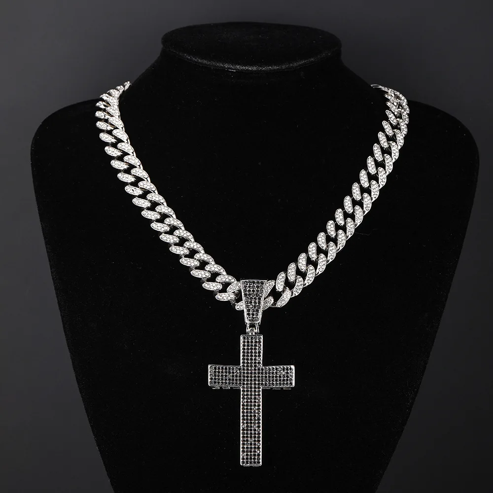 

Men Women Hip Hop Black Cross Pendant Necklace with 12mm Cuban Chain Hiphop Iced out pendants Necklaces Fashion Punk Jewelry